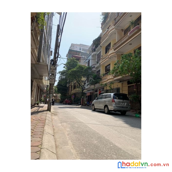 Bán nhà phố phạm tuấn tài - khu phân lô – kinh doanh – oto đỗ cửa.