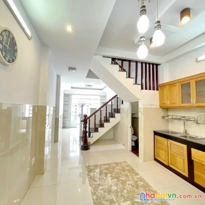 Mặt tiền đường số , vị trí tốt , kinh doanh tốt , dòng tiền 30tr ,khu vực an ninh ,phát triển