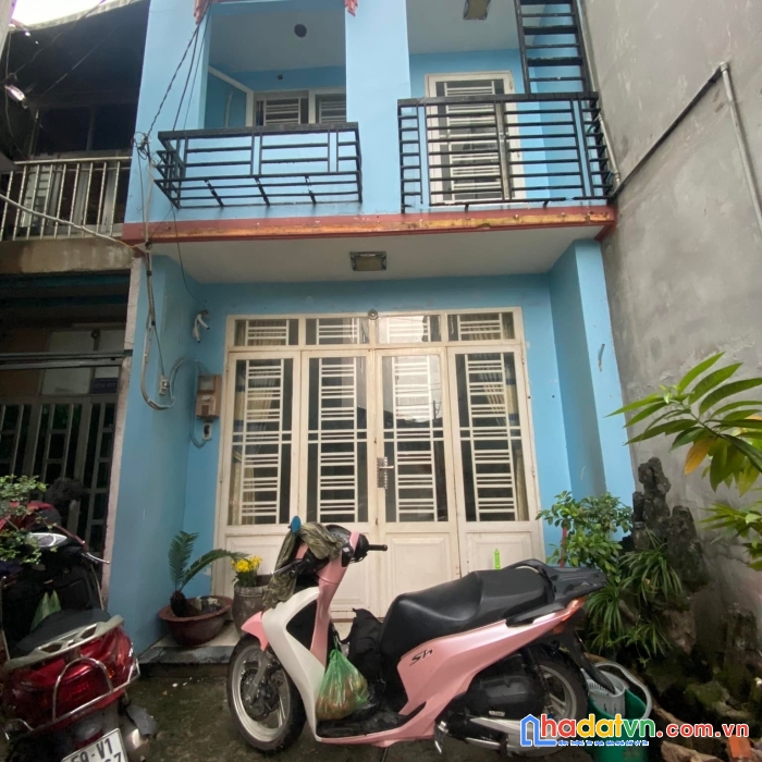 Cần bán nhà đường thống nhất gò vấp