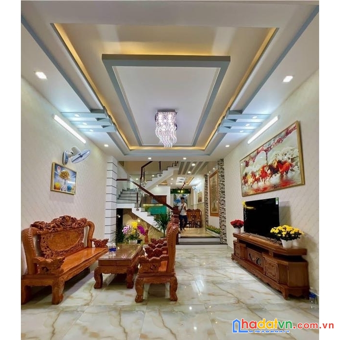 Hxh , / lò lu, 4.1x15 ( 61.5m), 4 tầng btct ,dân trí cao, chỉ 5.7 tỷ