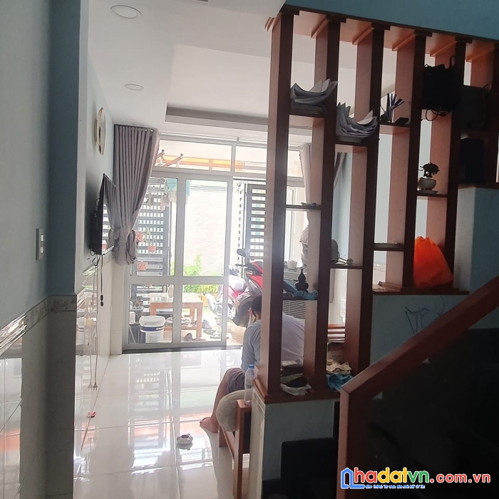 Nhà 2 tầng mới đẹp vào ở ngay sát bên chợ hiệp bình thủ đức, gần 40m2, 3.4 tỷ