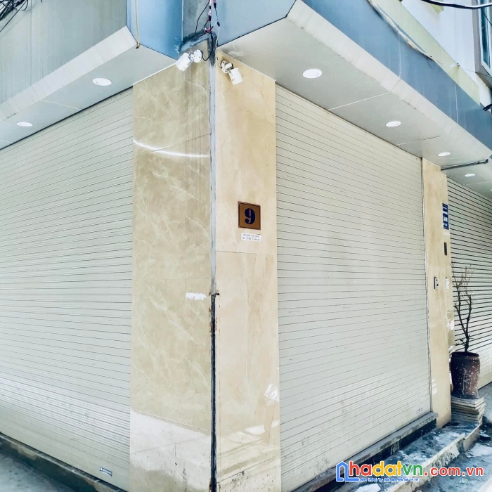Bán nhà mỹ đình cực đẹp, lô góc thoáng, gần ô tô, ở sướng, 45m2, hơn 6 tỷ.