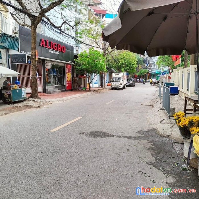 Bán gấp ccmn ở nguyễn hoàng, ô tô, kd, ngõ thông, dt 50tr, 70m, 9t thang máy, 13.8 tỷ. 0985709889