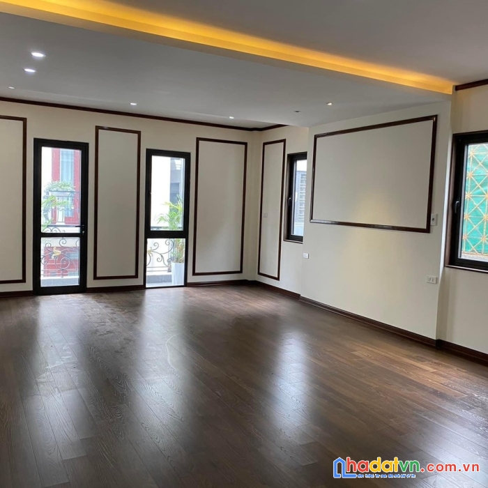 Bán mặt phố giáp nhị 65m2, 6 tầng thang máy, lô góc 1 mặt phố, 1 mặt ngõ, kinh doanh, nhỉnh 10 tỷ
