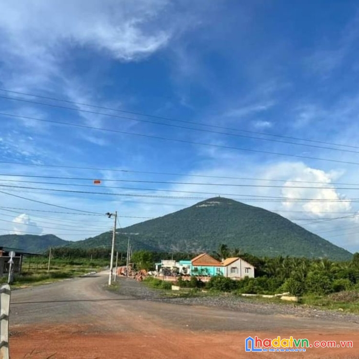 Chỉ còn 1 lô đất lập vườn duy nhất, trung tâm tp tây ninh, view núi bà.