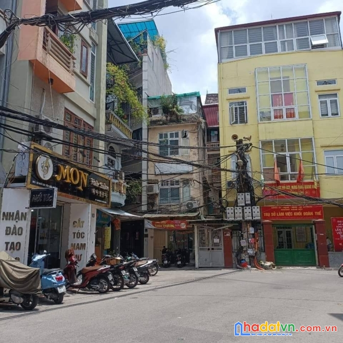 Siêu phẩm 3 tô tránh tôn đức thắng 65m2 x 6 tầng, mt: 5.5m, giá 17.3 tỷ.