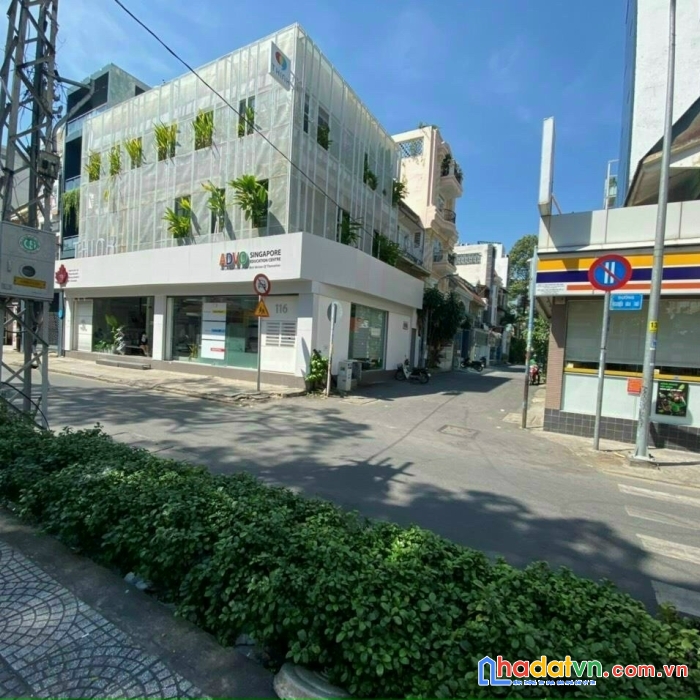 Bán căn góc 2 mặt tiền đường  nguyễn văn thủ, đakao, quận 1