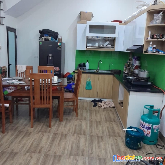 Bán nhà mỹ đình - như mới - tặng nội thất - dt: 33m × 5 tầng × mt 4.2m - giá chào 3.95 tỷ, có