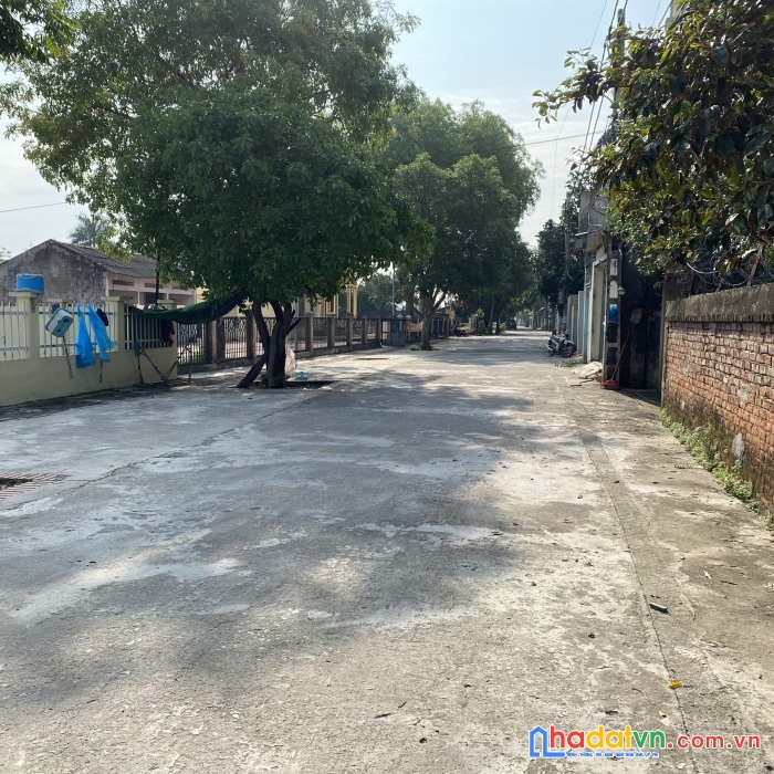 Bán đất thôn thố bảo vân nội đông anh hà nội 57.8m ô tô đỗ cửa sát bìa làng