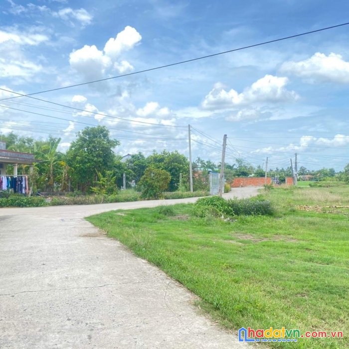 Bán đất dân chủ ngộp cần ra gấp đường 833b