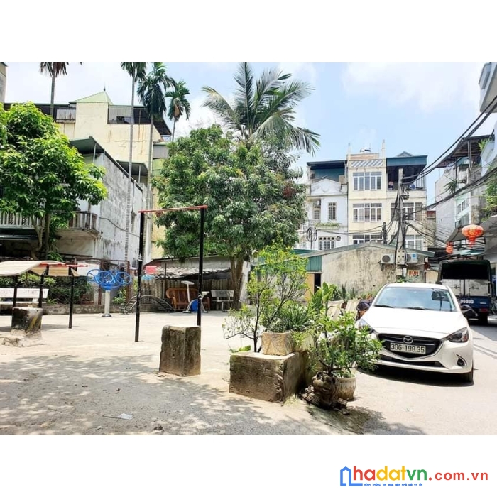 Bán nhà ngõ trại cá, chợ đồng tâm, hai bà trưng 46m2_5 tầng_ 5 phòng ngủ 4.3 tỉ có thương lượng