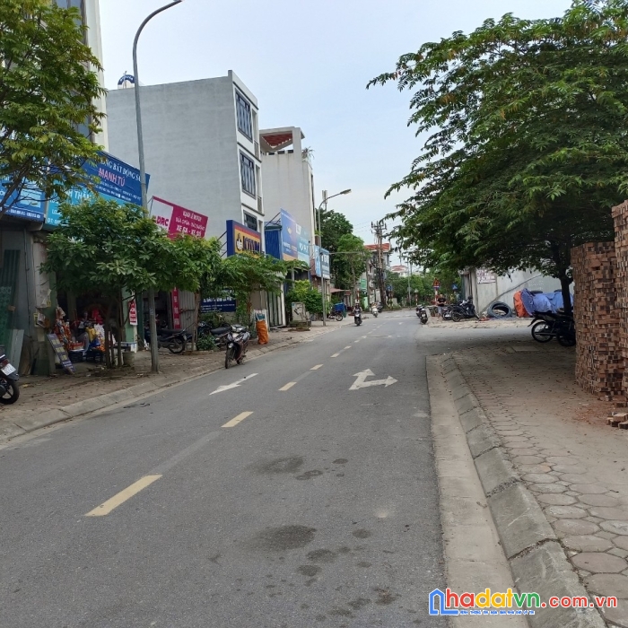 Bán đất đức giang 55m2*4.5m, 7.45 tỷ vị trí cực đắc địa, kinh doanh sầm uất.