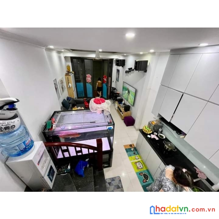Quá đẹp! nhà ở ngay, phố ngô gia tự, long biên, 32m, 5 tầng, ngay đường ô tô, 3,28 tỷ