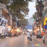 Bán nhà thái thịnh, đống đa, ô tô vào nhà, lô góc, dt 52m, 3 tầng, rộng 10m, 7 tỷ