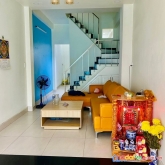 Nhà đẹp giá rẻ. dọn vào ở ngay. hẻm thông tứ phía. nở hậu h.t.phát. t.t.tây q7. 33m2. nhỉnh 3 tỷ.