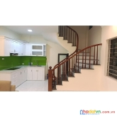 Bán nhà tổ 25 ngọc thụy mới, ô tô, 30m, 5tầng, nhỉnh 3tỷ. lh 0913896966