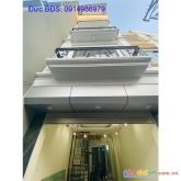 Bán nhà đa sỹ 30m2, 5 tầng, mặt tiền 6m, giá: 3.8 tỷ oto đỗ gần nhà.