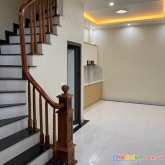 Siêu phẩm nguyễn văn cừ, long biên, 32m, 5 tầng, ngõ ô tô, khu vực vip, an sinh đỉnh giá 4.35 tỷ