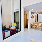 Giá rẻ phạm văn bạch ngang 5m6 chỉ 3 tỷ 5 tl sát mặt tiền