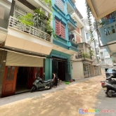 Bán nhà phân lô cán bộ – gara ô tô – hoàng quốc việt – cầu giấy – 50m2 – 9.1 tỷ