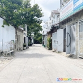 Q12.331. xe hơi vào nhà, tân chánh hiệp q12, gần bv quận 12, 55m2, 3 tầng, nhỉnh 4.6 tỷ.