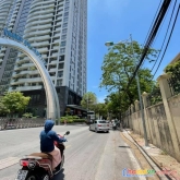 Bán nhà phố phùng chí kiên_lô góc gần tràng an complex: 5x50m2, giá 12.8 tỷ