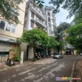 50m2 5 tầng mặt tiền 5m kinh doanh, ô tô vào nhà, ô chờ thang máy phố: hoàng cầu chỉ  nhỉnh 14 tỷ.