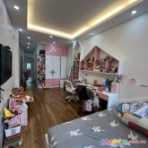 Bán nhà gấp đường cầu giấy 42m2, 5 tầng, mt 6m, giá 3,8 tỷ.