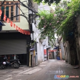 Lô góc 2 mặt tièn – mặt ngõ thông rộng - ô tô tải đỗ cửa - kinh doanh đỉnh – nở hậu