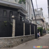 Bán nhà lô góc xe hơi tới tận nhà - dt 40m2 - giá chỉ 6 tỷ - ba tháng  hai - p11 - q.10