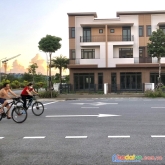 Bán căn góc shophouse centa city mặt đường 26m giá rẻ lh : 0983517495 hoàng an