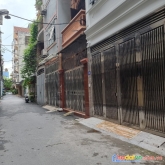 Cực hiếm, nhà nghía đô, cầu giấy, dt 40m2, 5t, ôtô, kinh doanh, giá chỉ 6,6 tỷ.