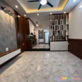 Siêu phẩm nhà lạc long quân - cầu giấy 5 tầng 3 phòng ngủ gần hồ tây giá nhỉnh 4 tỷ
