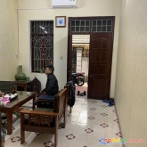 Bán nhà nguyễn sơn, 60m2, 3 tầng, giá 4.7 tỷ, có sân để xe riêng, dân tự xây, 2 thoáng