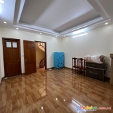 Bán nhà trung tâm cầu giấy 35m 5t, 4tỷ ngõ thẳng tắp vài bước ra oto.