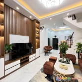 Bán nhà quan hoa-cầu giấy-50m2-giá 4.6 tỷ-30m ra phố-ngõ thông-lô góc-an ninh đỉnh