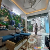 Cần bán nhà phú đô - 40m2 - 5 tầng - mt 5m - gía nhỉnh 4 tỷ - lô góc - ô tô đỗ cửa - hiếm.