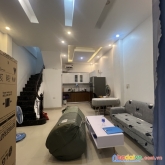 Bán nhà cầu giấy - lô góc - 3 thoáng - chủ tặng toàn bộ nội thất - gía nhỉnh 5 tỷ - cực hiếm.