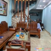 Bán nhà long biên phố nguyễn sơn ô tô đỗ cửa 50mx4t hơn 4 tỷ 0973070745
