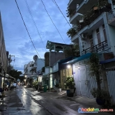 Bán nhà tân phú, hxh ôtô đổ cửa, sát thoại ngọc hầu, nhà đúc mới vào ở ngay , 3tầng, 51m2, chỉ 5