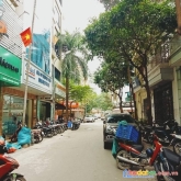 Bán toà nhà văn phòng đẹp nhất phố trung kính, 102m2, 7tầng, mt 6m, giá 34tỷ.