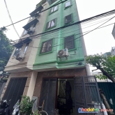 Nhà đẹp 5 tầng phố ngọc thuỵ 35m2 - sát phố ô tô tránh - dân trí cao – nhiều tiện ích.