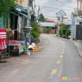 Hẻm lơn đường nguyễn văn quá 
tân hưng thuận q12