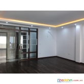 Lạc long quân7 tầng oto tránh nhà mới kính koong 17.2 tỷ cầu giấy