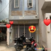 Bán nhà đẹp 38m2 5tầng 5.4 tỷ ôtô đỗ cửa phố lạc long quân cầu giấy