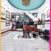 Q12.401. vị trí đẹp, hxh sát mt đông bắc, view cvpm quang trung, dt.110m2, 3 tầng, nhỉnh 6.7 tỷ.