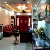 Bán nhà 42m2 ngọc thuỵ - ô tô thông đường 40m - nhà siêu đẹp