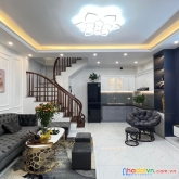 Bán nhà nguyễn văn cừ, long biên,40m2 x 4 tầng, ô tô, thoáng đãng