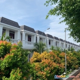 Cần bán gấp căn shophouse nguyên căn thuộc dự án champaca garden phường dĩ an, tp dĩ an, bình dương