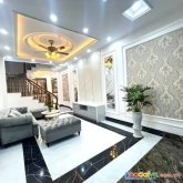 Nhà ôtô lô góc ngọc thụy siêu hiếm 38mx5t nhỉnh 4 tỷ